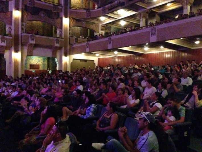 Emoé de la Parra comparte esta imagen del público en Torreón